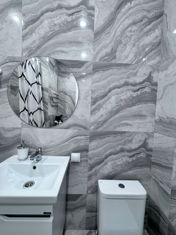 Квартира Стильная студия на высоком этаже ЖК Преображенский — Тюмень