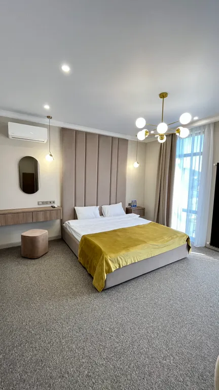 Коттедж с баней, бассейном и бунгало