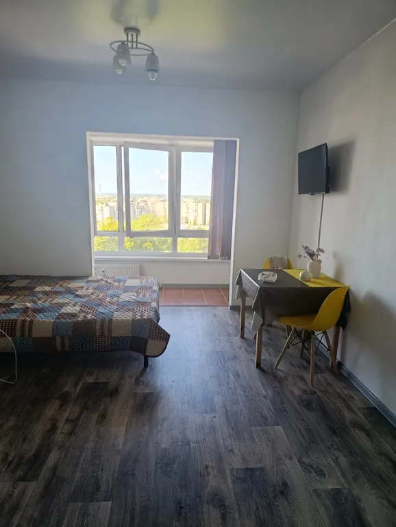 Уютная студия на берегу реки Волхов