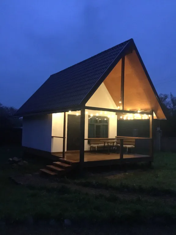 Коттедж 2-комнатный Дом — Перевалка