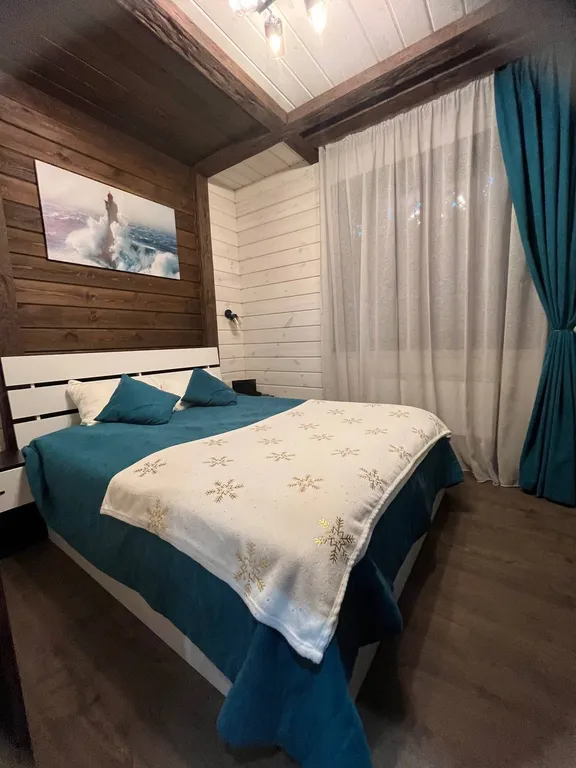 Домик на берегу Байкала