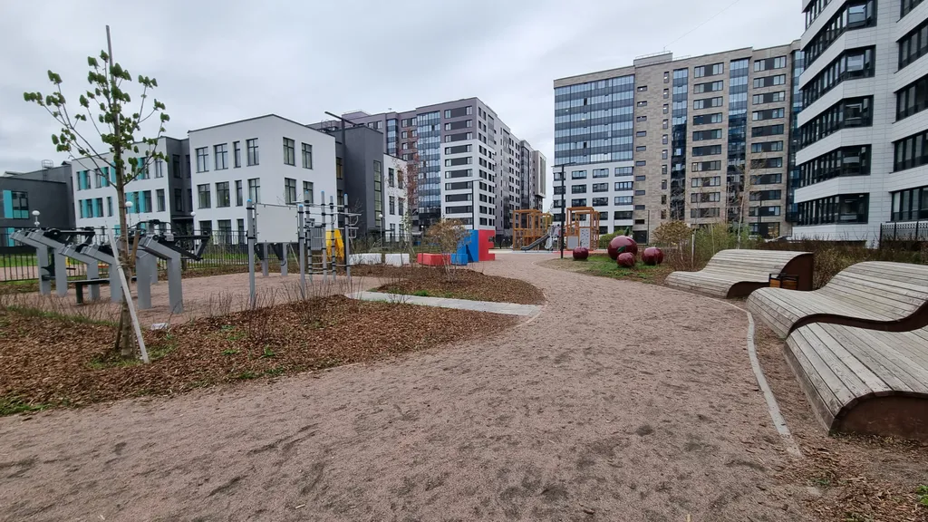 Квартира Уютная квартира с большой детской и домашним садом — Санкт-Петербург