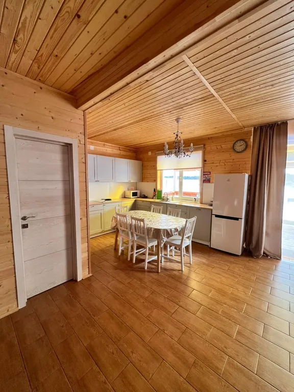 Дом рядом со спортивными базами