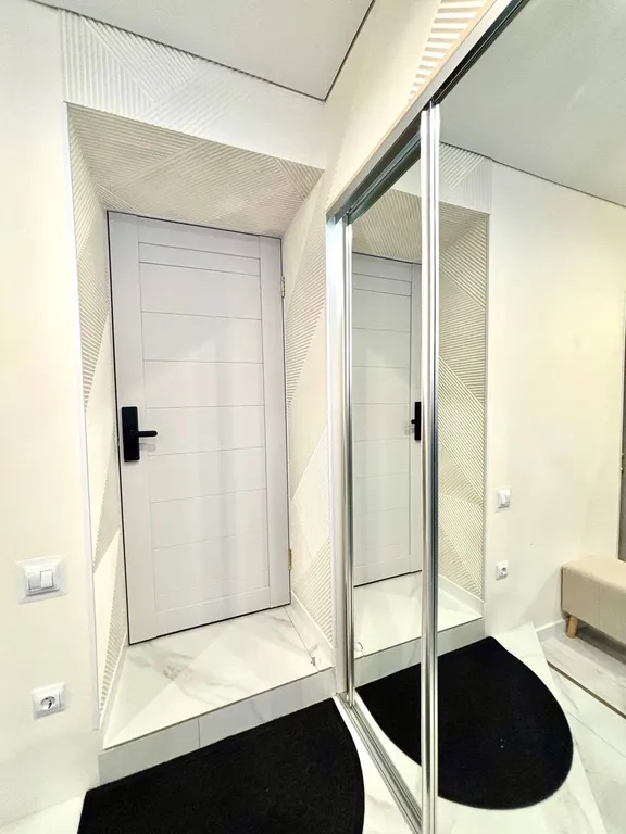 Квартира Квартира Auroom - уютная евродвушка с отдельным входом и парковкой в центре — Ярославль