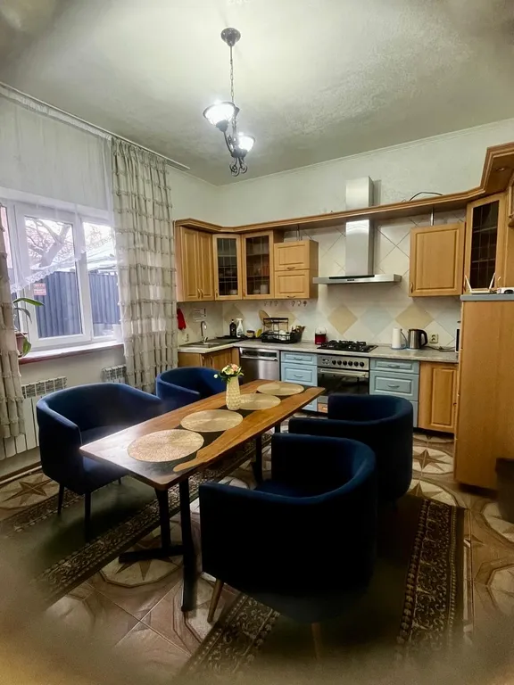 Большой уютный дом