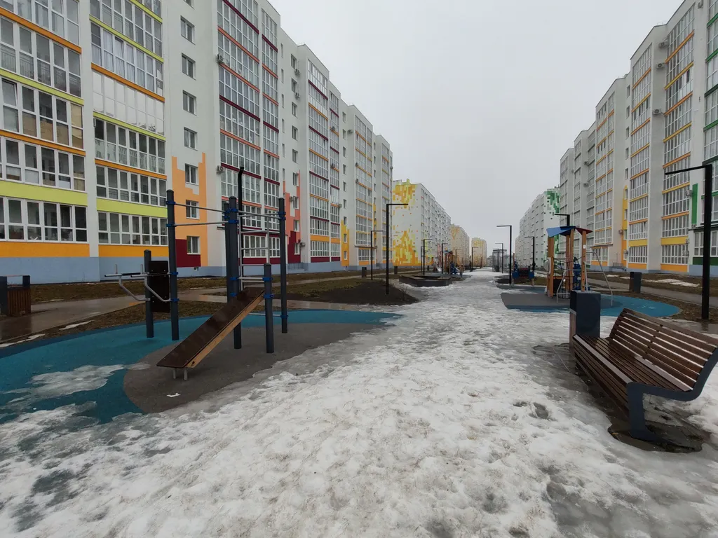 Семейная квартира рядом с лесом