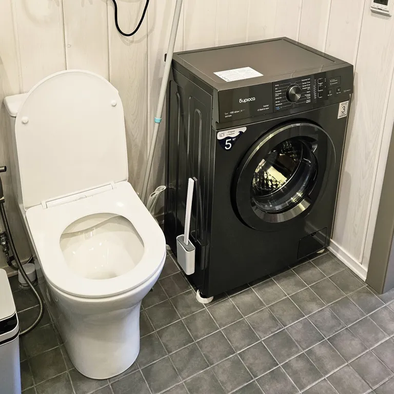 Далеко и надолго