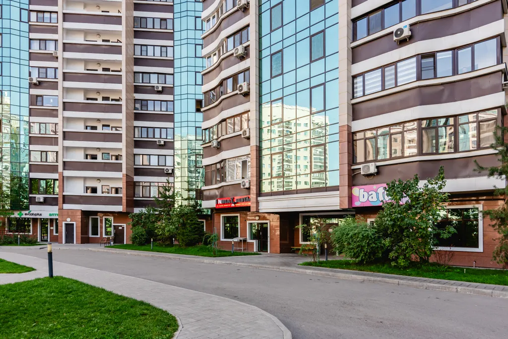 Апартаменты Aray в центре города и с видом на горы