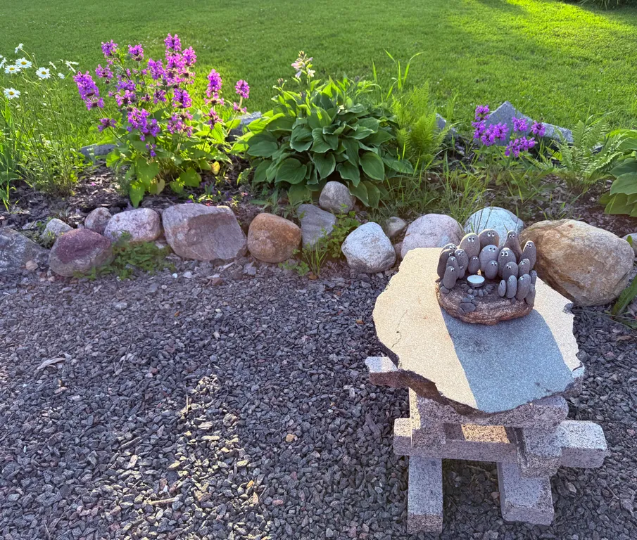 Дом в окружении заповедного леса у подножия горы Варамяки