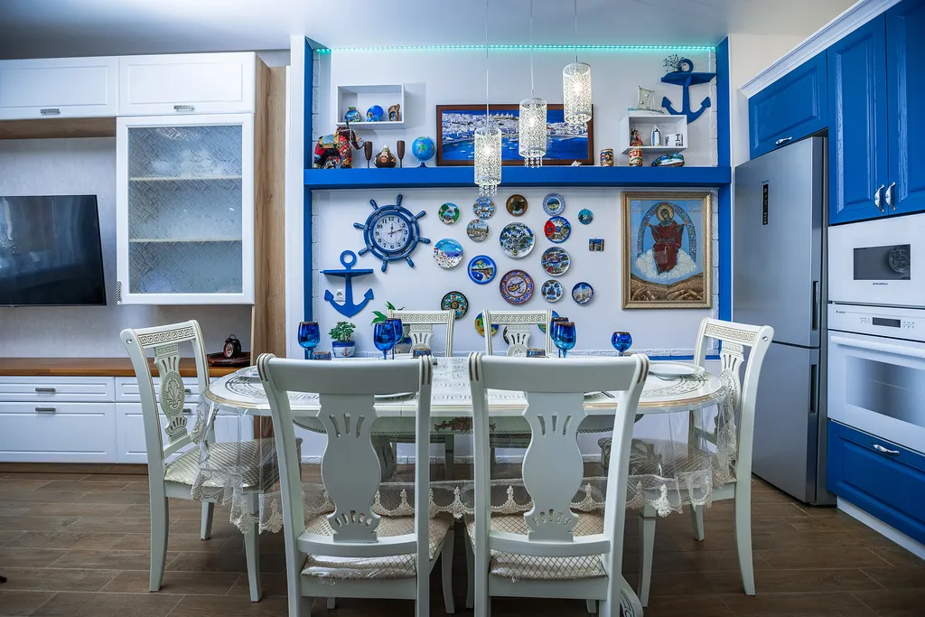 Большая евродвушка на берегу открытого моря