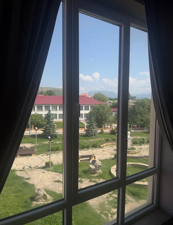 С панорамными окнами и видом на парк