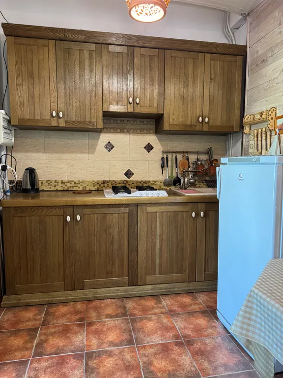 Дом с верандой в саду