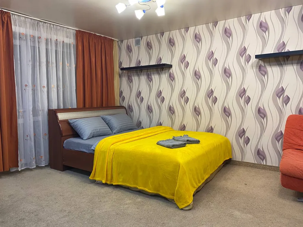 Двухкомнатная квартира рядом с ЖД-вокзалом