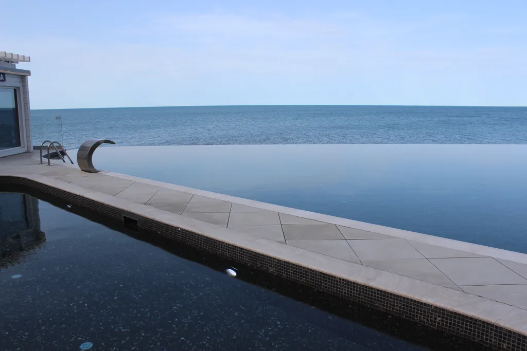 Квартира Квартира Элитный отдых на первой линии с видом на море: 'Лучезарный Резорт 4' — Кучук-Дере