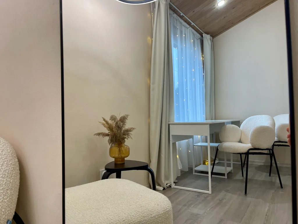 Вместительный уютный дом с камином, русской баней и банным чаном