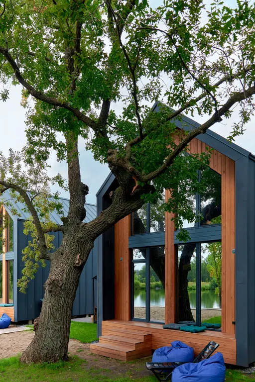 2-этажный коттедж у озера с видом на горы