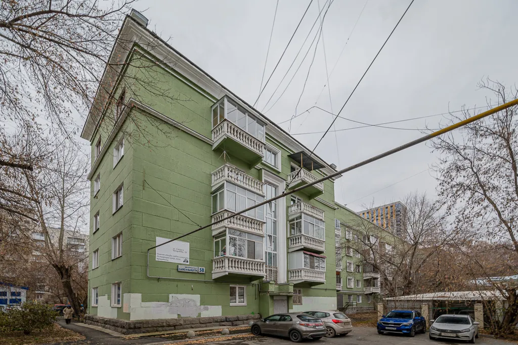 Квартира Просторная квартира бизнес-класса с винтажным интерьером в центре — Екатеринбург