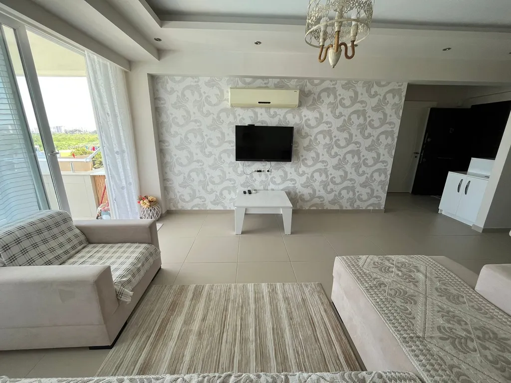 Апартаменты в элитном комплексе Липарис 7