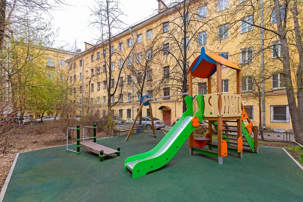 Просторная квартира на набережной реки Фонтанки