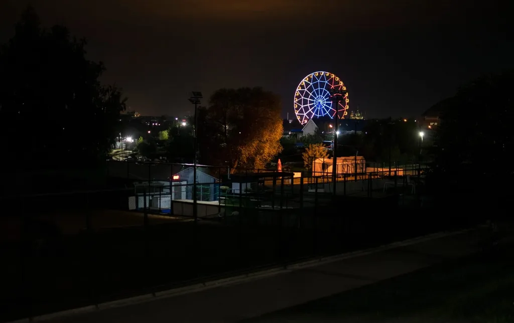 Квартира Уютная квартира с камином на набережной для большой семьи — Ярославль