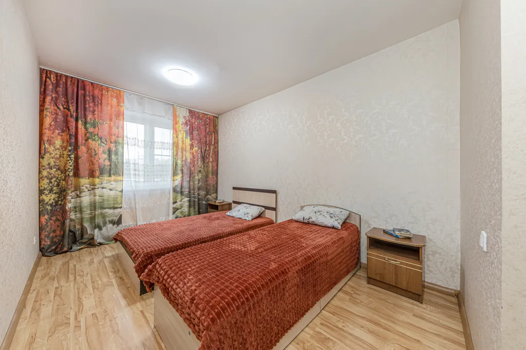 3-комнатная ближе к центру уютная большая квартира