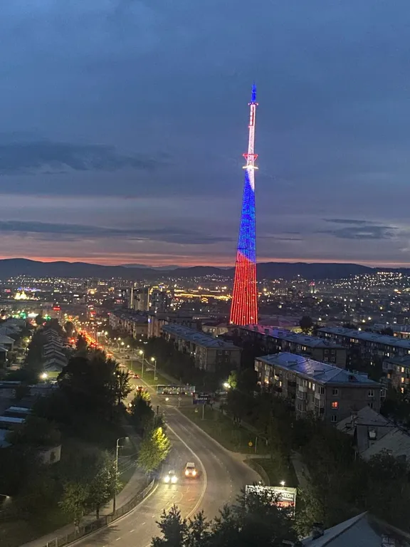 Уютная квартира рядом с Онкологическим центром Ядерной меди