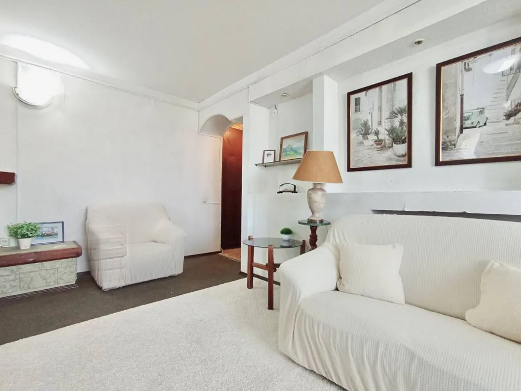 Просторная квартира рядом с набережной