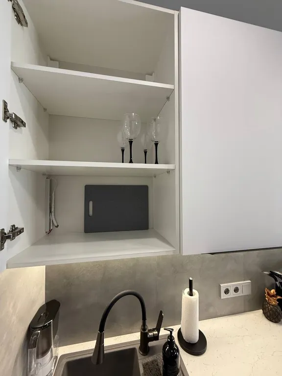 Уютная студия с хорошим наполнением в Курортном городке