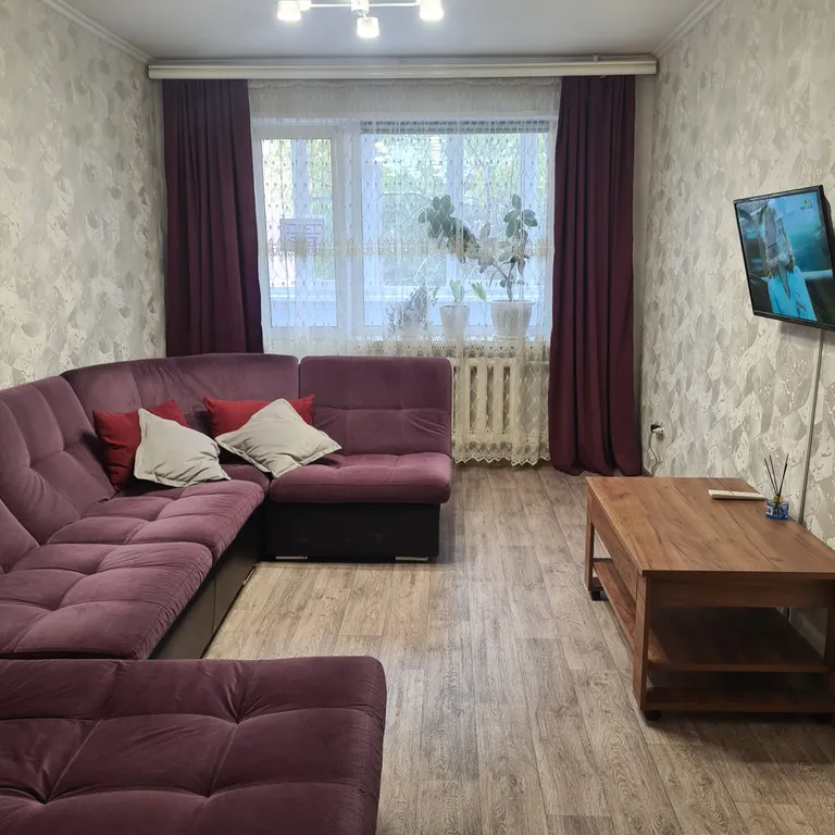 Уютная, чистая, двухкомнатная квартира