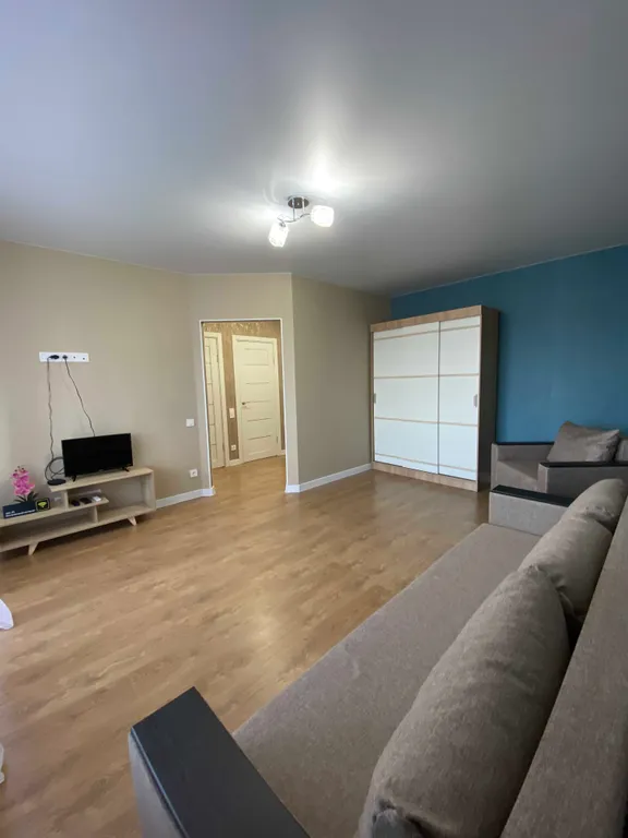 Квартира рядом с центром, удобно доехать от вокзала и аэропорта, рядом с госпиталем