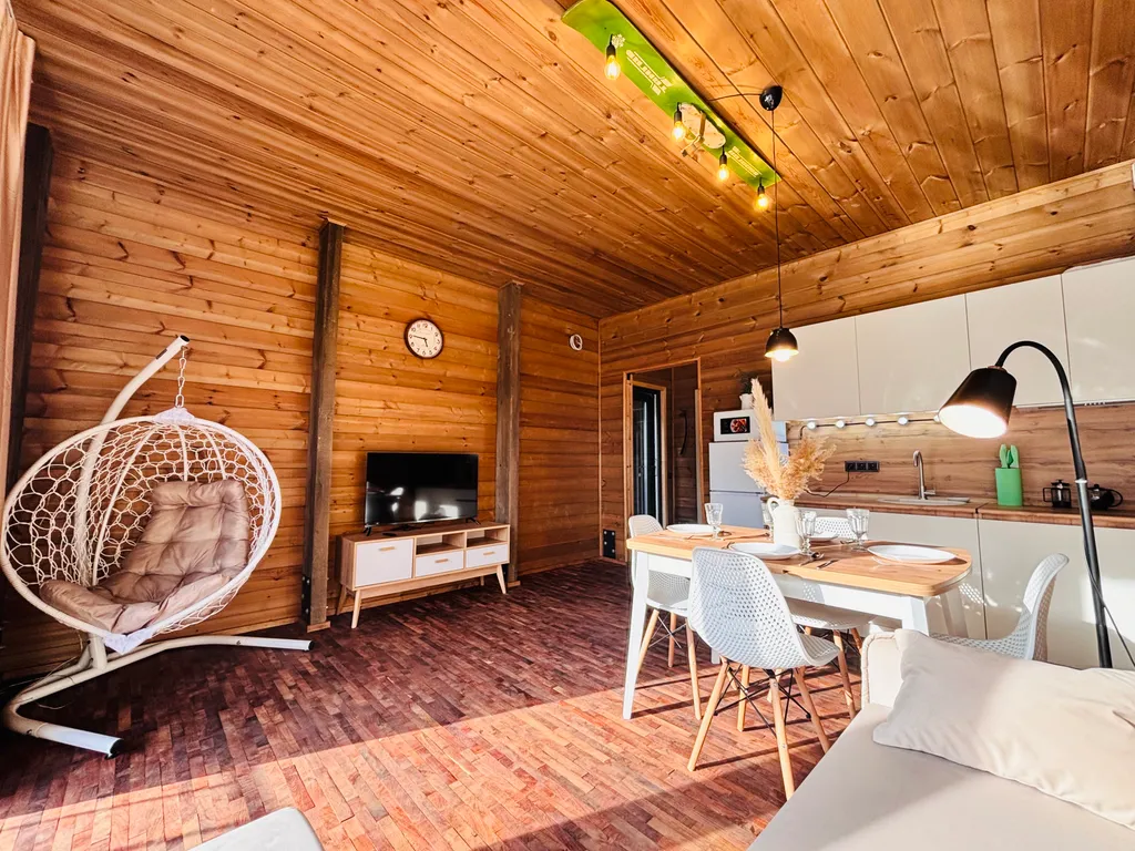 Апартаменты у озера с панорамой гор