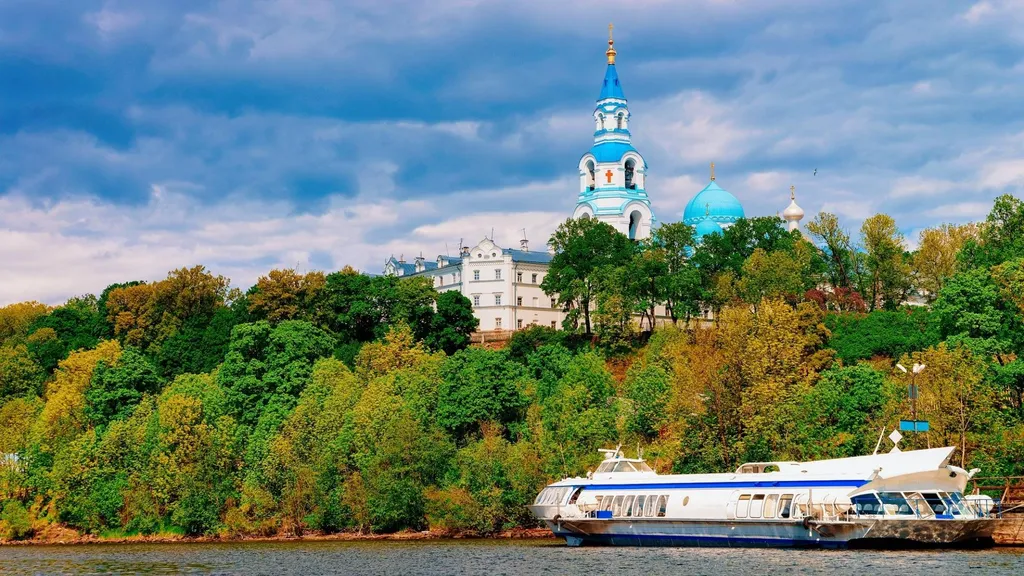 Коттедж Уютный дом аттик А-фрейм у Снетковского озера — Ларионово