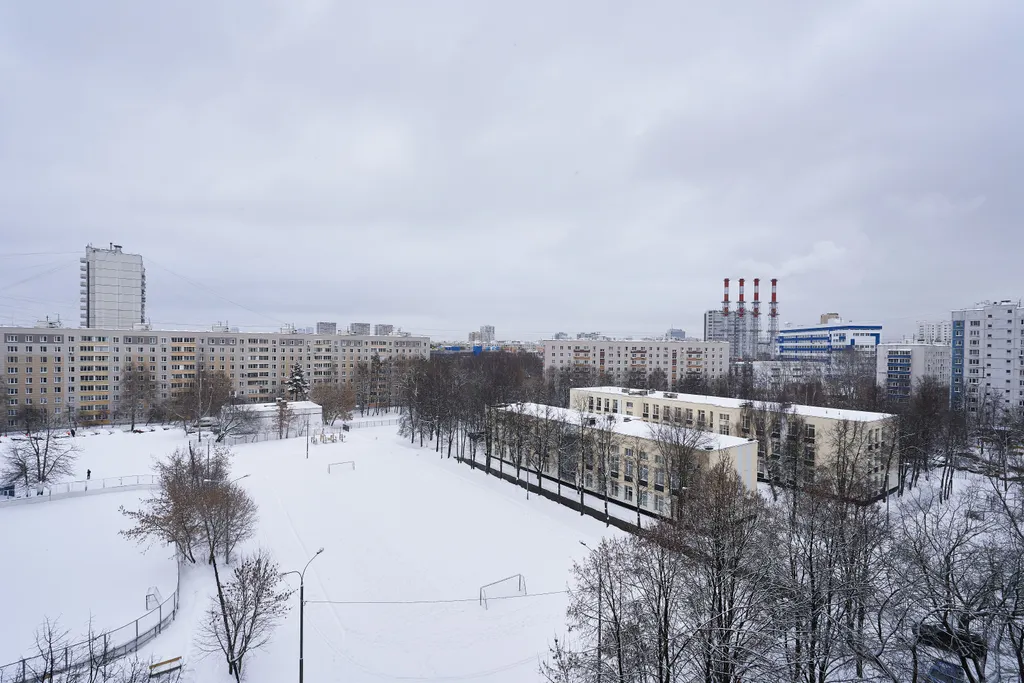 Свежая квартира с дизайнерским ремонтом недалеко от Спорттех Арены