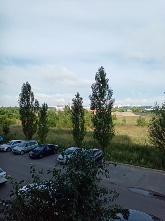 Просторно и удобно Левый берег М4, ТЦ Метро