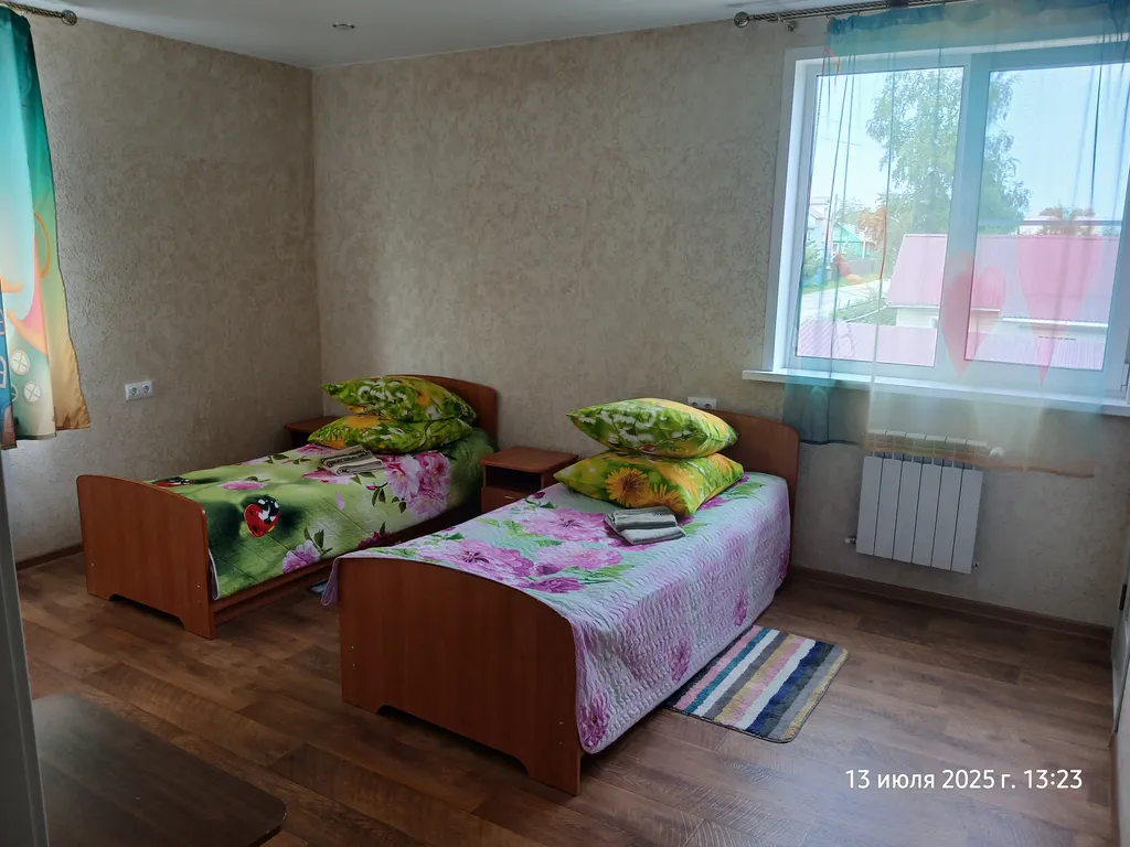 Двухместная комната в коттедже с гардеробной с балконом