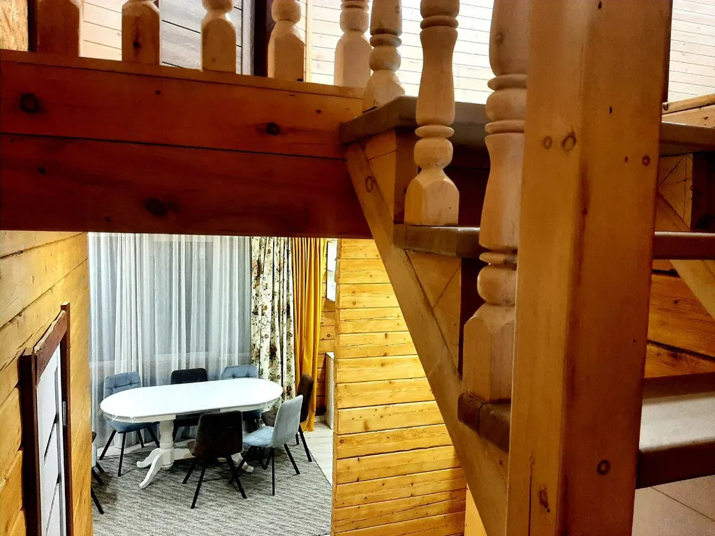 Комфортабельный просторный, кедровый коттедж на Усадьбе у костра