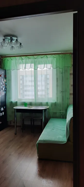 Уютная и светлая квартира — аренда посуточно в Петергоф