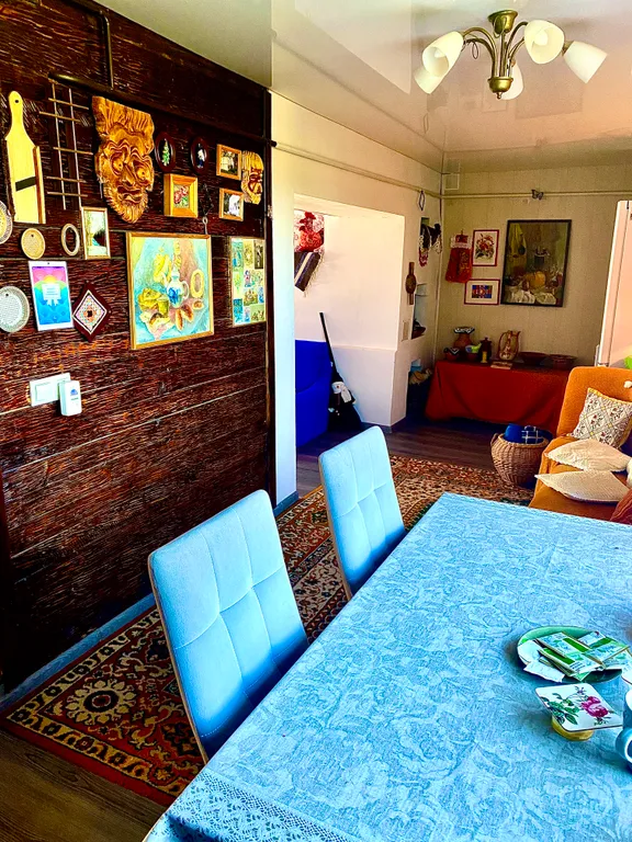 Уютный домик с видом на музей