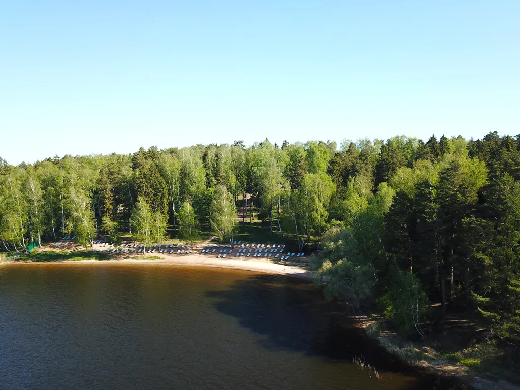 Дом с частным пляжем