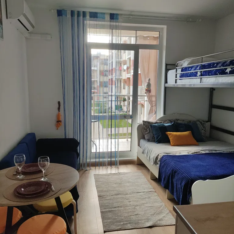 Уютная студия в лучшем ЖК Holiday House