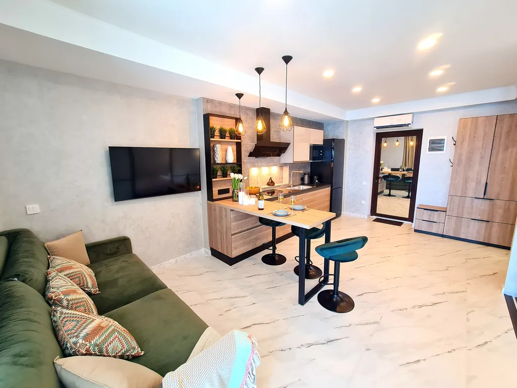 Супер-видовая квартира в Ливадии на берегу моря