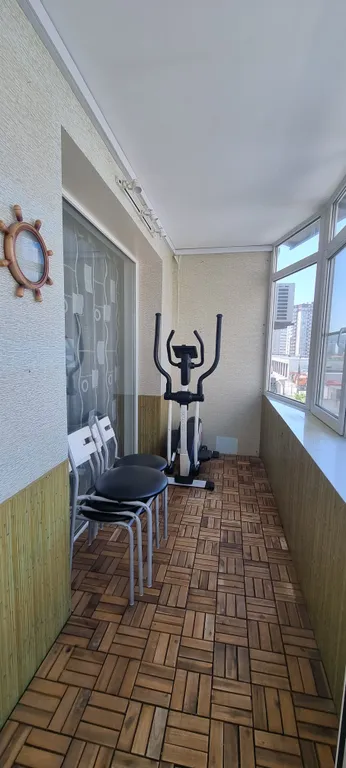 Просторная квартира для большой семьи рядом с пляжами