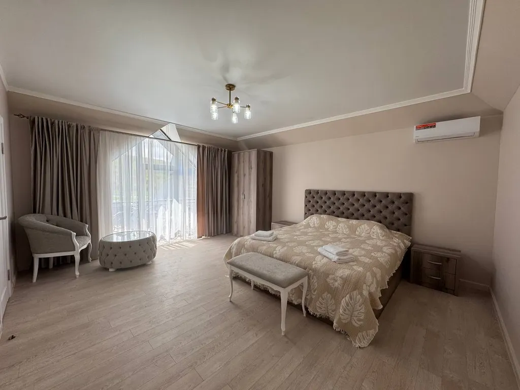 Вилла Времена года