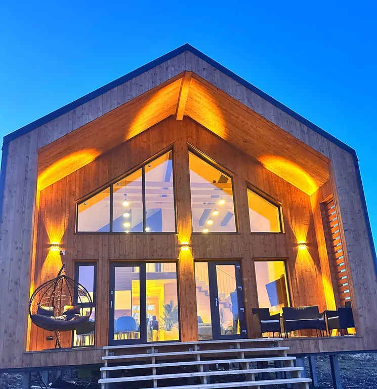 Двухэтажный дом 472 с банным чаном и камином