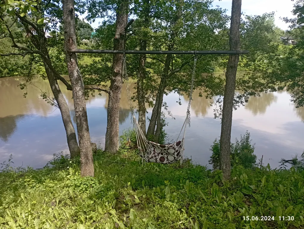 Уютный дом с выходом к пруду