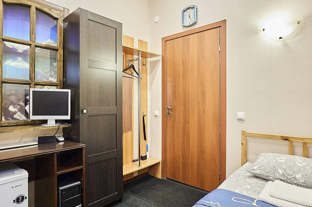 Квартира Комната — Тихвин