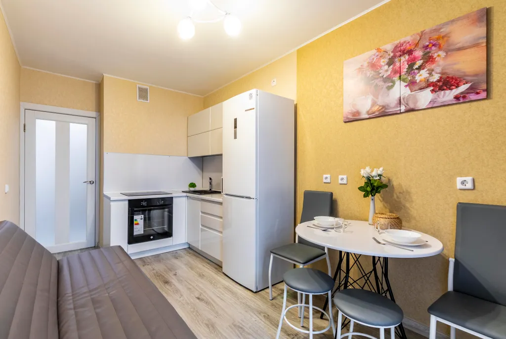 Евродвушка возле м. Геологическая для 6х гостей