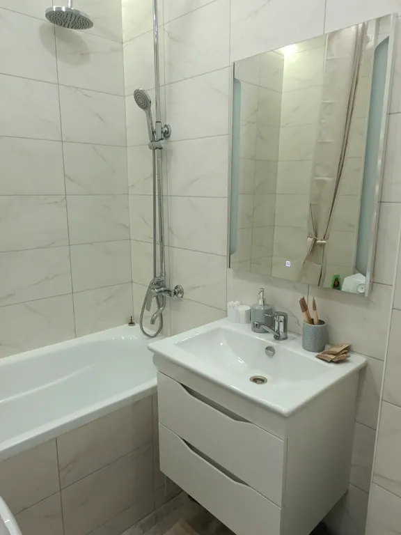 Уютная квартира с хорошим ремонтом и качественной мебелью