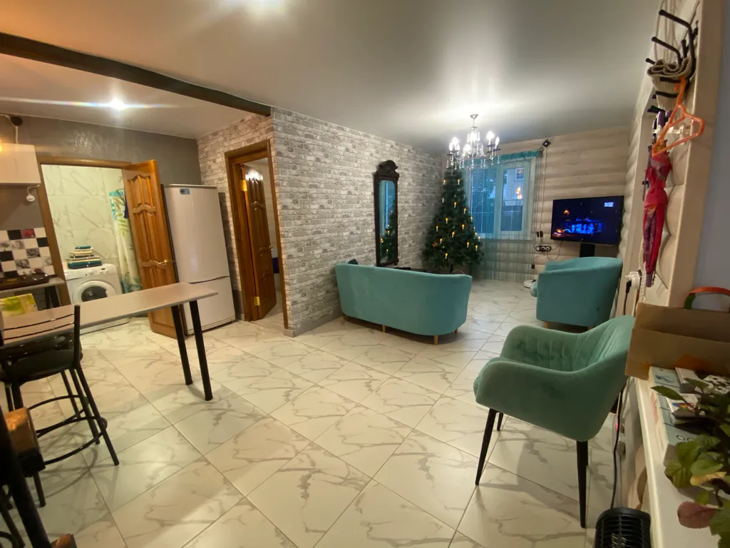 Уютный дом с видом на лес