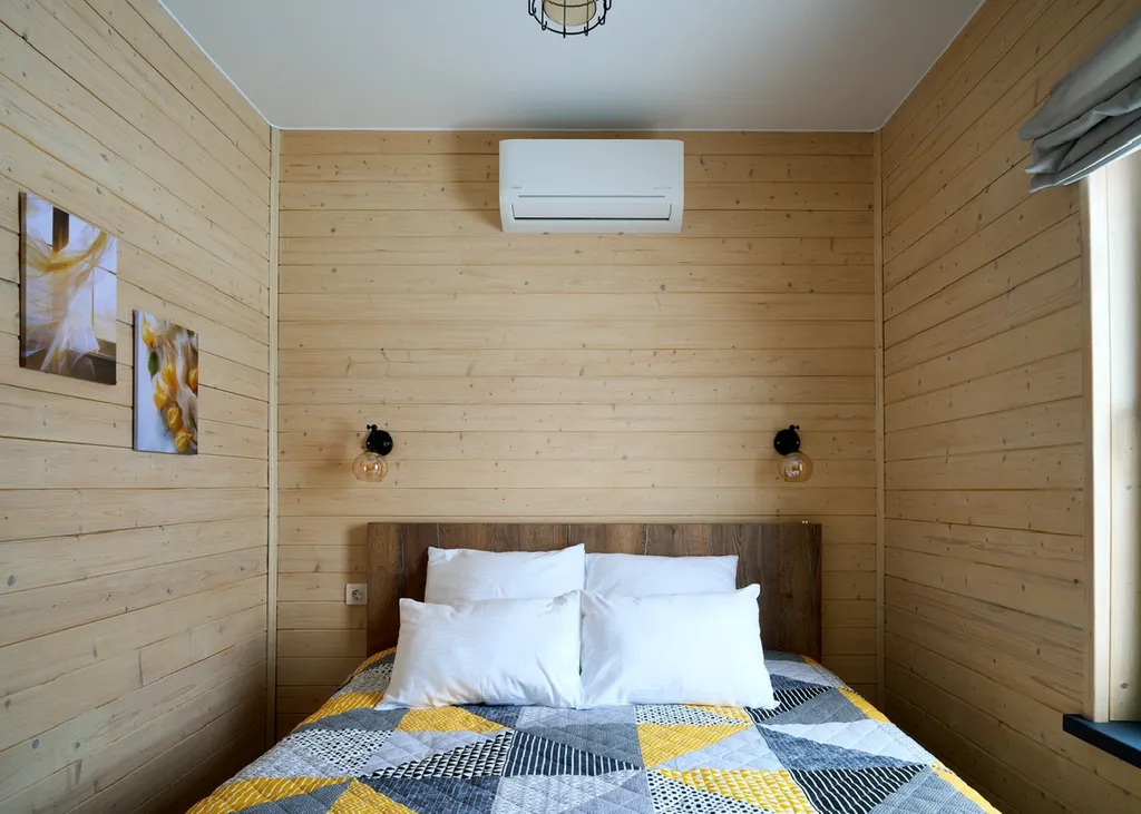 Дом у реки с баней